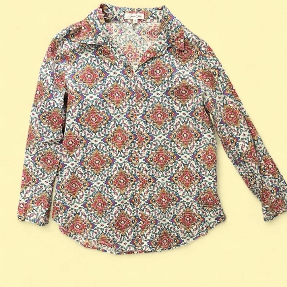 Eden & Olivia Long-Sleeve Blouse in Multi Floral Tile Print